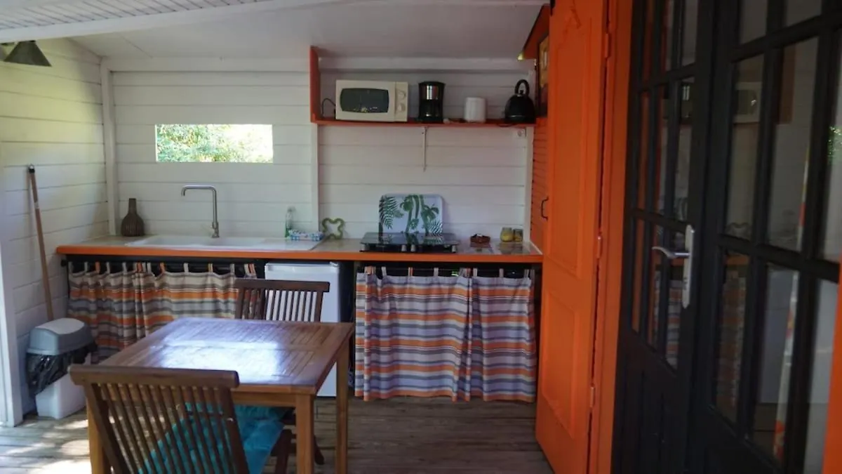 Le Grand Palm Gite Mandarine Les Basses Apartment
